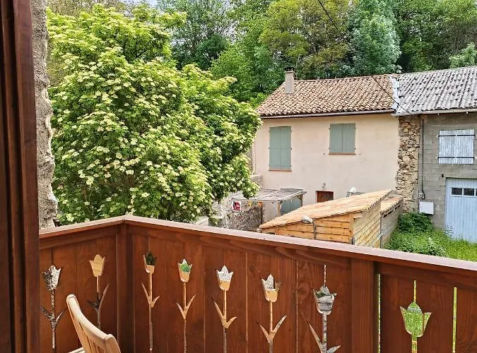 L'oustal Des Amis Hébergement de vacances Belcaire